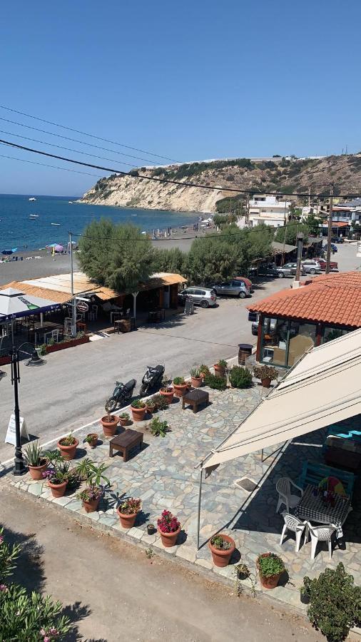 Sindonia Beach Apartment'S Psari Forada Bagian luar foto