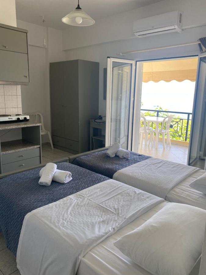 Sindonia Beach Apartment'S Psari Forada Bagian luar foto