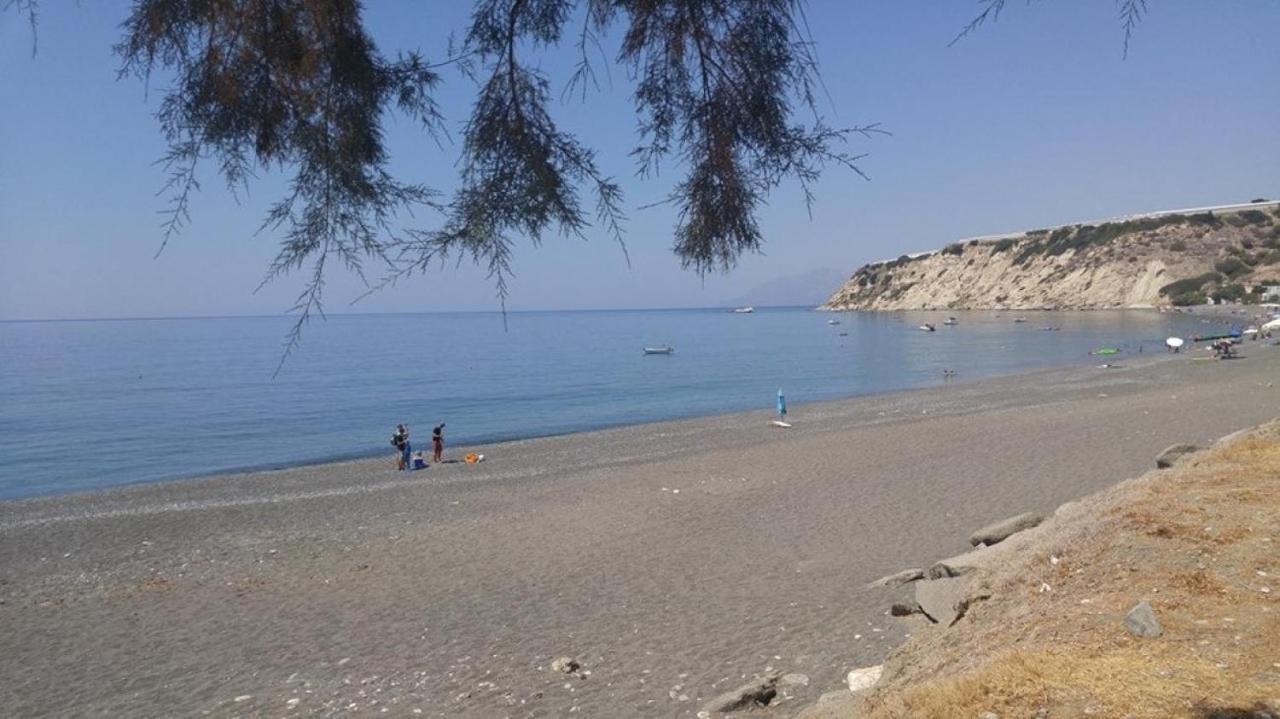 Sindonia Beach Apartment'S Psari Forada Bagian luar foto